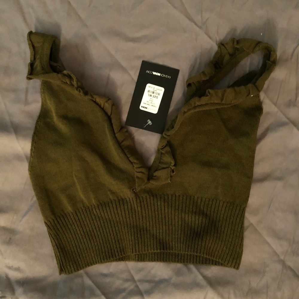 NWT Crop top!